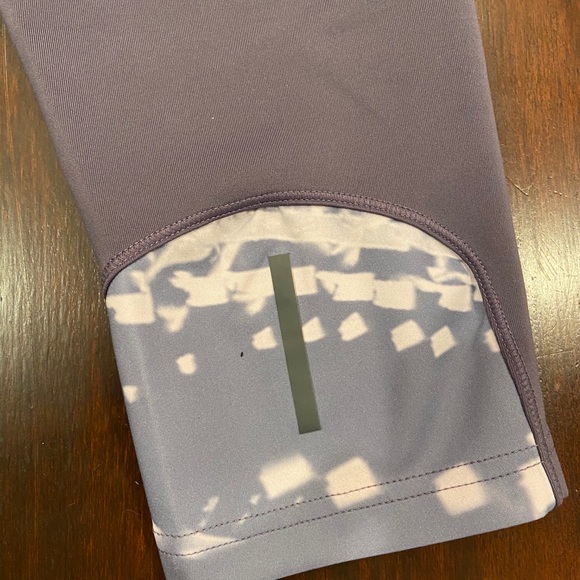 Women’s Adidas Capris Leggings - Picture 2 of 4